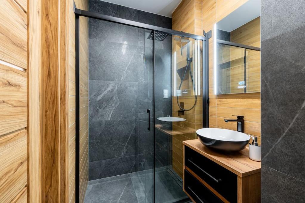 Apartamenty Kolobrzeg - Kotwica Esterno foto